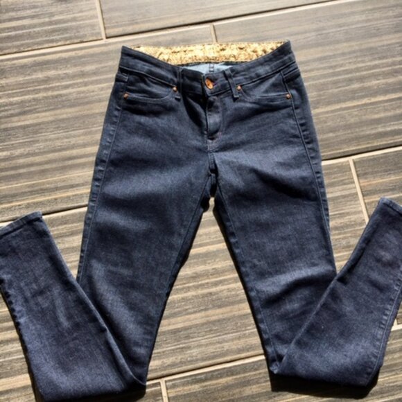 Rich and Skinny dark denim mid rise, skinny jeans size 24/25 - Picture 4 of 9